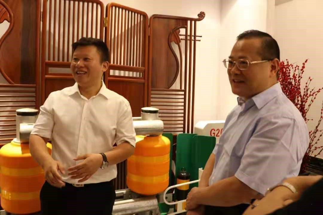 区委书记张敏一行调研指导商会常务副会长单位辰波建设企业发展工作